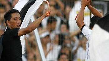 Ruiz-Tagle dejó en manos de Lucas Barrios la decisión de emigrar