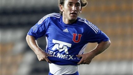 Gabriel Vargas anotó el primer gol para U. de Chile ante Everton