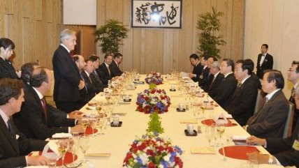   El encuentro entre los presidentes de Chile y Japón 