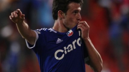 Angelo Henríquez anotó el último tanto de los azules en la goleada sobre Antofagasta