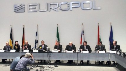   Policía Europea destapó red de corrupción en el fútbol de 15 países 