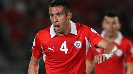 Mauricio Isla es la duda de Jorge Sampaoli para el choque ante Paraguay
