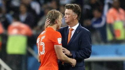 Louis van Gaal: De tener un cuarto cambio hubiese reemplazado al portero