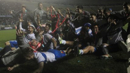 El festejo de la UC tras conquistar la Supercopa en Collao