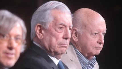 Vargas Llosa apuesta por la lectura tradicional en Feria Libro Buenos Aires