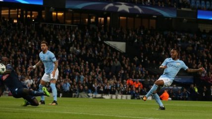 Manchester City evitó el despegue de Napoli y logró su tercera victoria en Champions League