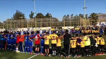 Claudio Bravo celebró "Círculo de Honor" entre escuelas de fútbol El Uno y de la U