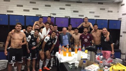 Con Ruiz-Tagle y Mosa: Así celebró Colo Colo la clasificación a Copa Libertadores