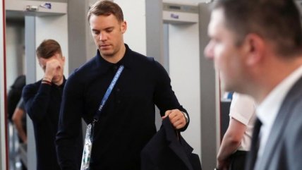 El cabizbajo regreso de los campeones del mundo a Alemania