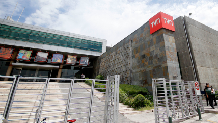   Sindicato de TVN: Hay una contradicción flagrante si uno conoce los contratos de la plana ejecutiva 