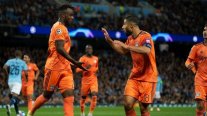 Olympique de Lyon sorprendió a Manchester City de visita en su estreno en la Champions