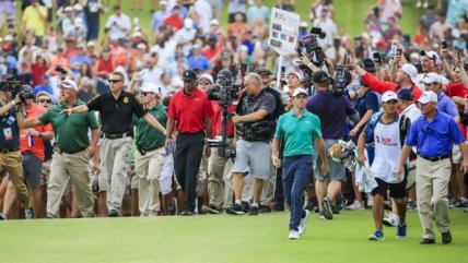 La impresionante multitud que vio el triunfo de Tiger Woods en Atlanta