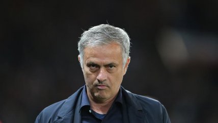Manchester United de Mourinho volvió a sembrar dudas tras resignarse a un empate con Valencia