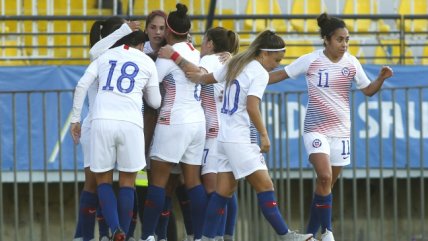 La selección chilena femenina se hizo fuerte en casa y derrotó a Sudáfrica en el Estadio Sausalito