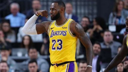 ¿Será un aviso? LeBron y los Lakers vencieron a Golden State en duelo de pretemporada