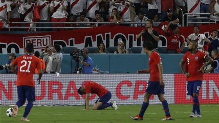 La dura caída de la selección chilena en el Clásico del Pacífico ante Perú