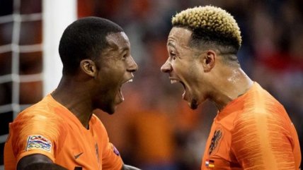 La selección de Holanda desató la locura en Amsterdam con una goleada sobre Alemania