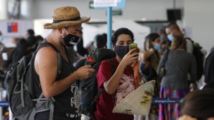  Más de 250 chilenos varados en Asia regresaron este viernes al país 