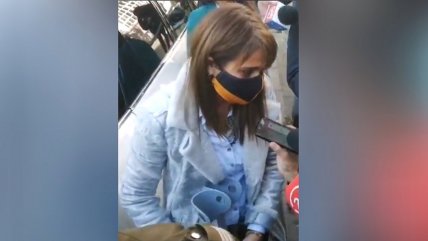   Jacqueline van Rysselberghe llegó a votar con muletas, tras operación 