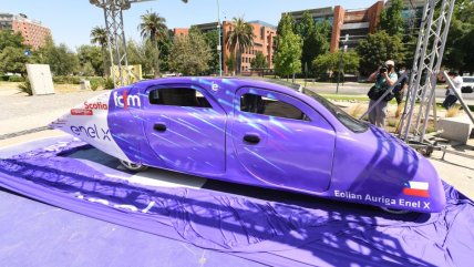   Presentan el primer auto solar para 4 pasajeros de Latinoamérica 