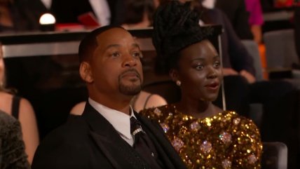   Will Smith golpeó a Chris Rock en el escenario de los Oscar tras broma hiriente sobre su esposa 