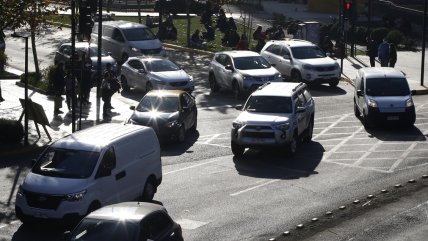   Estudio: 33% de los conductores manipula el teléfono celular estando al volante 