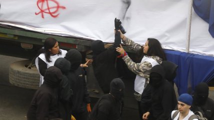   De nuevo: anarquistas irrumpieron con violencia en Marcha del Orgullo 