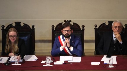   Presidente Boric y Beatriz Hevia encabezaron cierre del Consejo Constitucional 