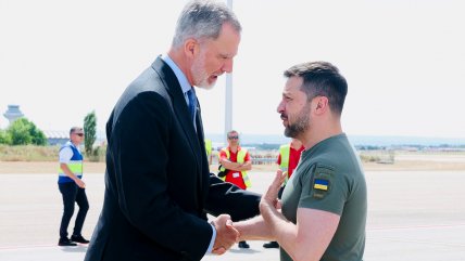   Rey Felipe recibió a Zelenski en su llegada a Madrid 