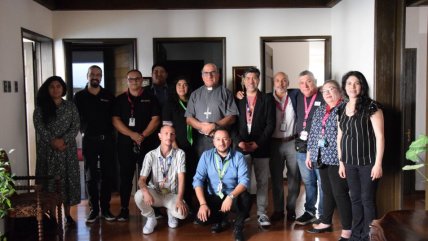   Cardenal Chomali al comercio por Viernes Santo: 