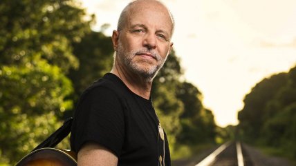  Alberto Plaza anunció su regreso a Chile: dará 