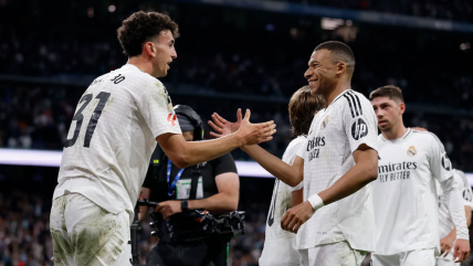   Real Madrid venció en la agonía a Mallorca y pospuso el festejo de Barcelona en La Liga 