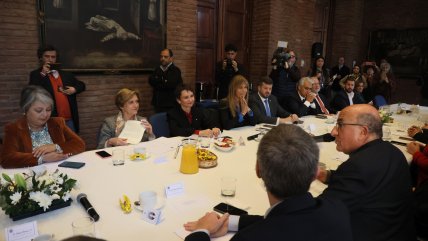   Cardenal Chomali se reunió con candidatos presidenciales 