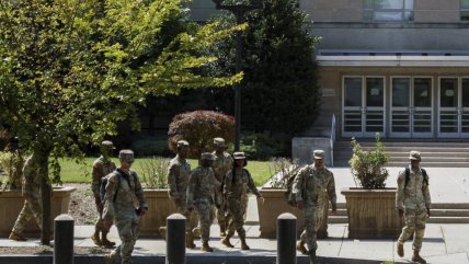   Desplegada por Trump en Washington, la Guardia Nacional ya efectúa arrestos 