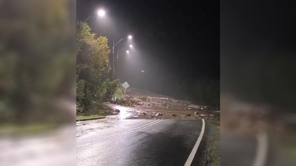  Puerto Montt: Alerta roja y suspensión de clases por crecida del río Lenca  