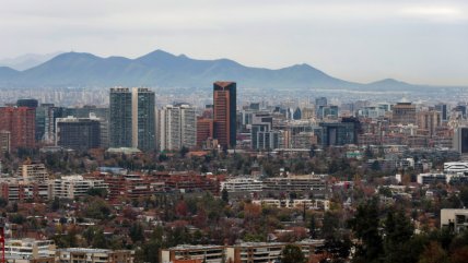   La Región Metropolitana respira mejor: Contaminación baja un 66% en 10 años 