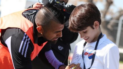  Alan, el embajador de la Teletón 2025, cumplió un sueño y visitó el Monumental 