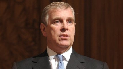   Nuevas acusaciones contra Andrés elevan la presión para retirar su título de príncipe 