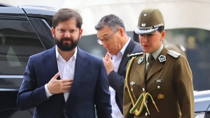   Boric irá esta semana a Brasil por la COP30 y a Bolivia por el cambio de mando 