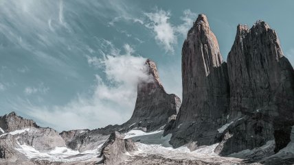  Torres del Paine: Aumentaron a cinco los fallecidos y encontraron con vida a otras cuatro personas 