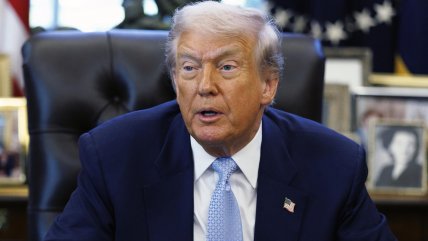   El 80% de los latinos desaprueba a Trump y el 71% dice que se ha excedido en deportaciones 