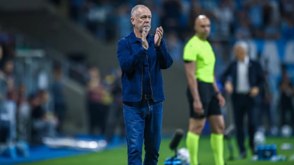   Aravena se quedó sin técnico en Gremio pese a la clasificación a la Sudamericana 