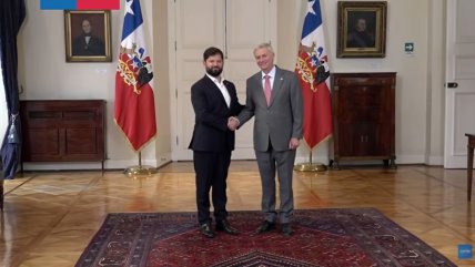   Así fue el saludo de Boric y Kast en La Moneda tras la elección 