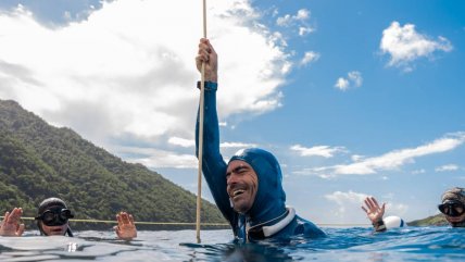   Apneísta chileno Sebastián Lira hizo historia en Dominica 
