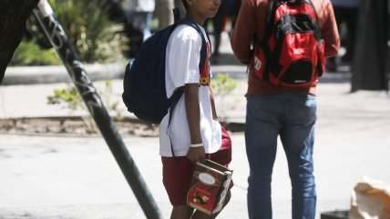   Ojos que Sí Ven: El desafío de reintegrar a los 120 mil jóvenes chilenos desescolarizados 