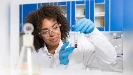   Unesco lanzó programa global para reducir la brecha de género en ciencia y tecnología 