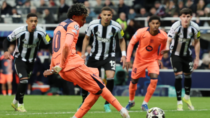   FC Barcelona rescató un agónico empate ante Newcastle por la Champions 