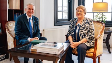   Cristián Monckeberg: Bachelet tiene que esforzarse también por lograr el apoyo de Kast 