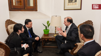   China y Chile dialogan sobre vivienda y reconstrucción 