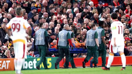   Imágenes sensibles: Jugador de Galatasaray sufrió grave lesión en su dedo en el partido contra Liverpool 